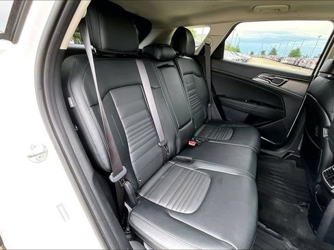 Used 2025 Kia Sportage SX FWD image 33