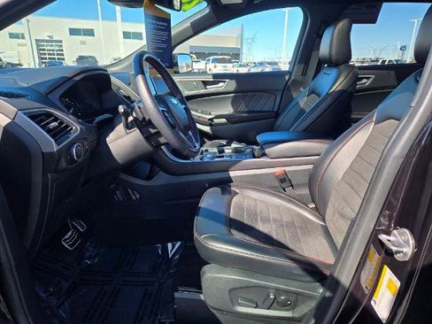 Certified 2024 Ford Edge ST-Line w/ Class II Trailer Tow Package AWD/4WD image 24