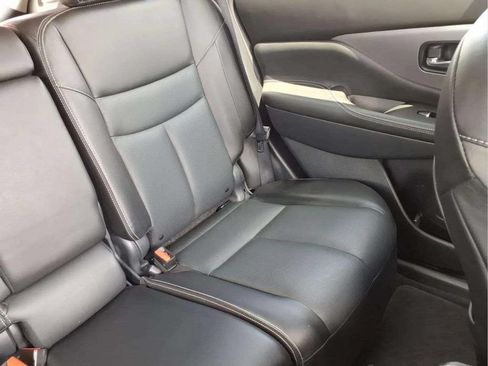Used 2024 Nissan Murano SL FWD image 17