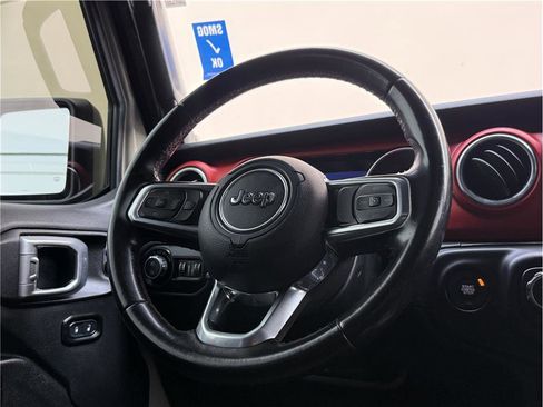 Used 2020 Jeep Gladiator Rubicon w/ Trailer Tow Package image 13