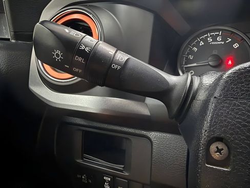 Used 2019 Toyota Tacoma TRD Sport w/ Technology Package AWD/4WD image 38