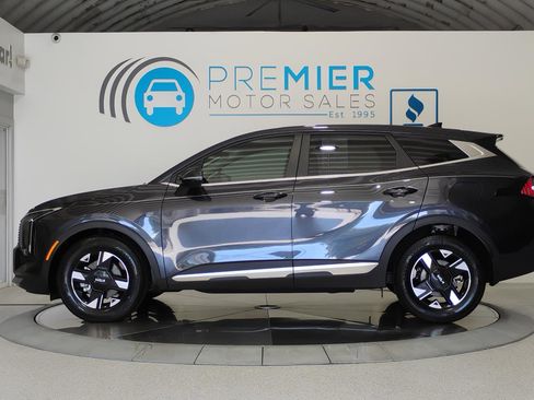 Used 2026 Kia Sportage LX w/ LX Convenience Package FWD image 2
