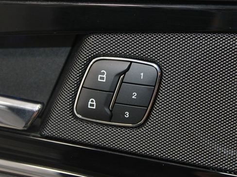 Used 2022 Lincoln Nautilus Reserve w/ Equipment Group 201A image 42