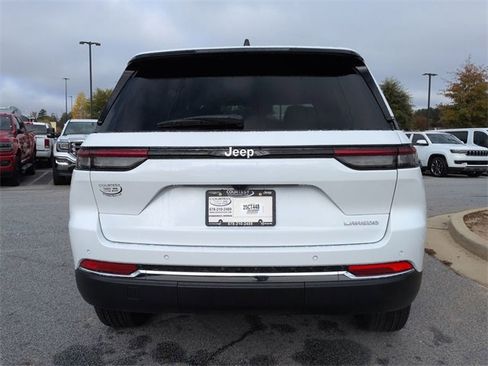 New 2025 Jeep Grand Cherokee Laredo X image 5