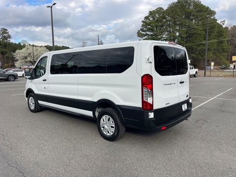 Used 2023 Ford Transit 350 XLT image 7
