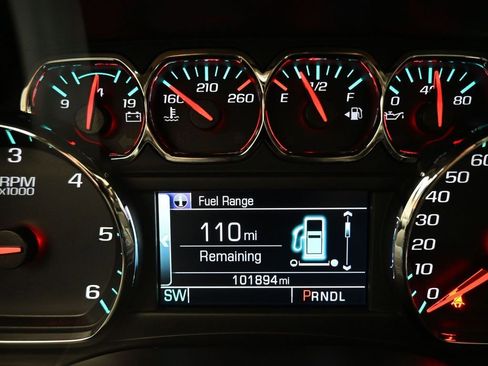 Used 2020 GMC Yukon XL SLT image 16