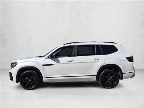 Used 2023 Volkswagen Atlas SEL R-Line AWD/4WD image 7