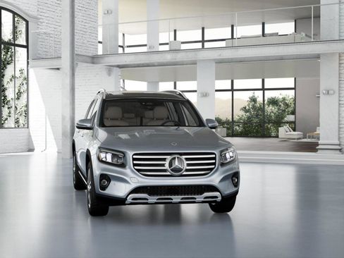 New 2026 Mercedes-Benz GLB 250 4MATIC image 8