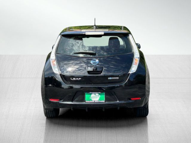 Used 2015 Nissan Leaf SL FWD image 5