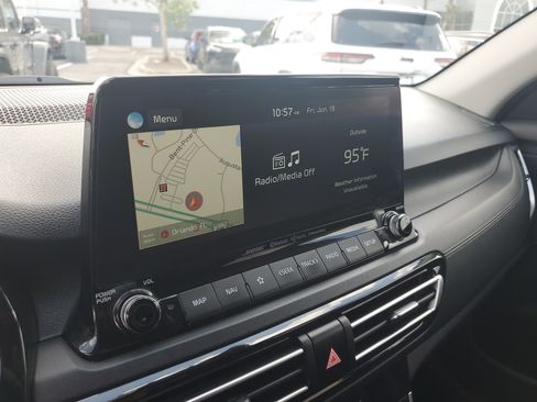 Used 2021 Kia Seltos SX AWD/4WD image 19