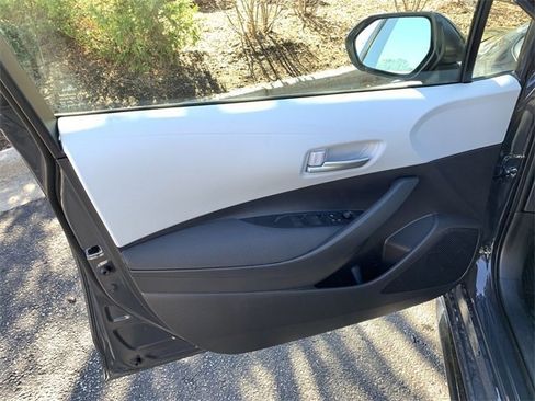 New 2026 Toyota Corolla SE image 17