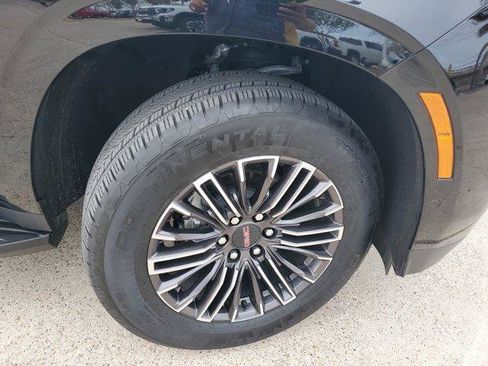 New 2026 GMC Yukon XL Elevation w/ LPO, Floor Liner Package image 8