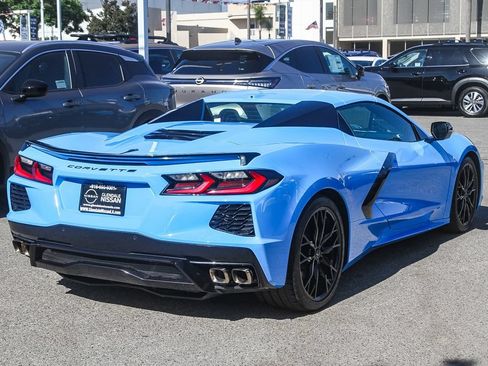 Used 2024 Chevrolet Corvette Stingray Preferred Conv w/ 2LT RWD image 8