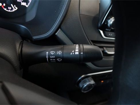 Used 2024 Nissan Altima 2.5 S image 28