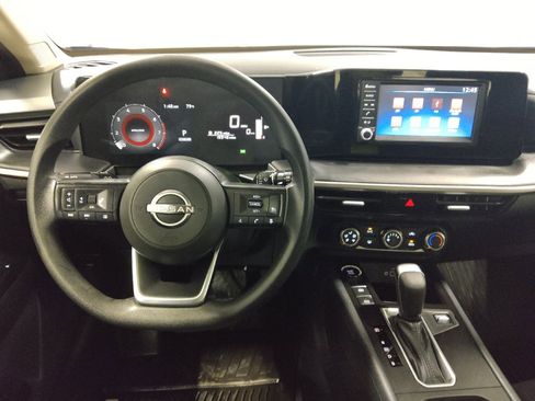 Used 2025 Nissan Kicks S FWD image 22