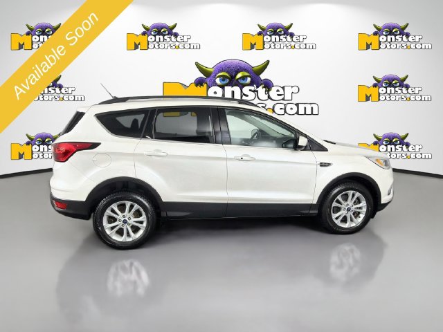 Used 2019 Ford Escape SEL w/ Ford Safe & Smart Package AWD/4WD image 4