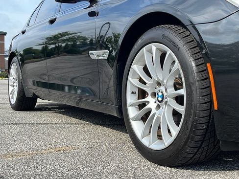 Used 2013 BMW 740Li xDrive AWD/4WD image 9