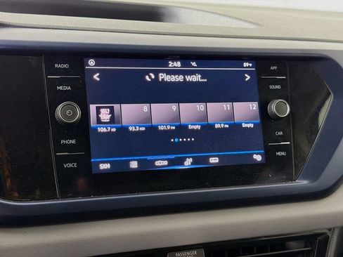 Used 2022 Volkswagen Taos SE w/ IQ.Drive SE Package FWD image 17