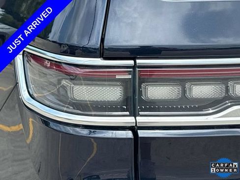 Used 2023 Jeep Grand Wagoneer 4WD image 11