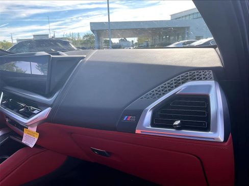 Used 2025 BMW XM AWD/4WD image 19
