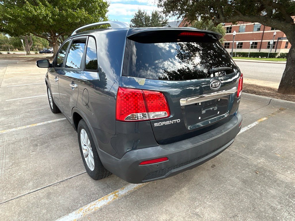 Used 2011 Kia Sorento EX w/ Premium Pkg FWD image 5