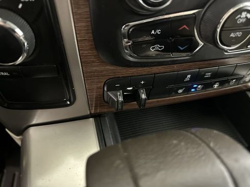 Used 2013 RAM 1500 Laramie w/ Convenience Group AWD/4WD image 52