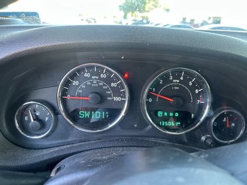 Used 2017 Jeep Wrangler Unlimited Sport w/ Connectivity Group AWD/4WD image 11