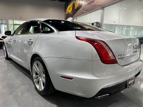Used 2016 Jaguar XJ L Portfolio AWD/4WD image 32