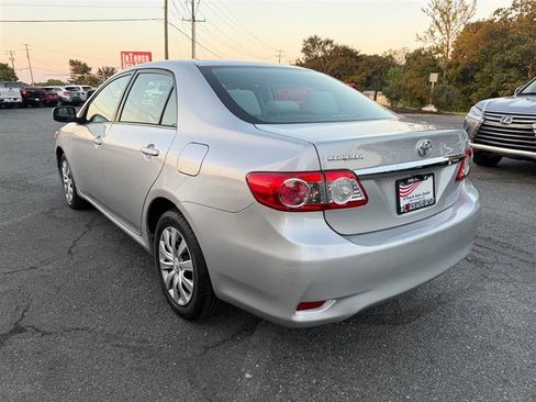 Used 2013 Toyota Corolla LE Special Edition image 9