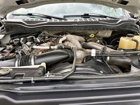 Used 2022 Ford F350 4x4 Crew Cab Super Duty image 25