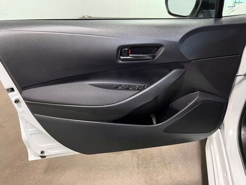 Used 2023 Toyota Corolla LE image 20