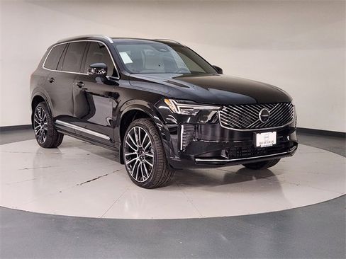 New 2026 Volvo XC90 B6 Plus w/ Protection Package Premier image 7