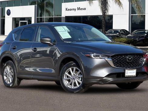 Used 2023 MAZDA CX-5 AWD 2.5 S w/ Preferred Package image 2