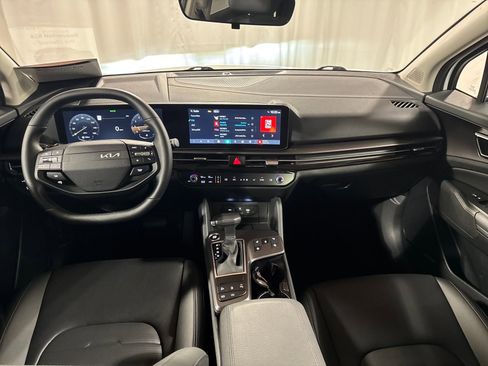 Certified 2026 Kia Sportage SX image 4