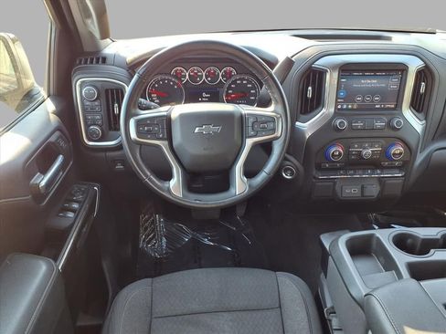 Used 2022 Chevrolet Silverado 1500 RST w/ Z71 Off-Road Package image 4