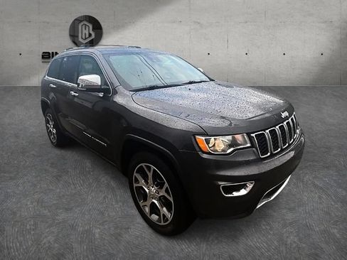 Used 2019 Jeep Grand Cherokee Limited AWD/4WD image 3