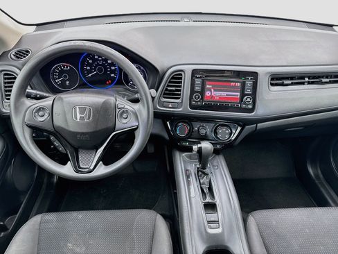 Used 2019 Honda HR-V LX image 14