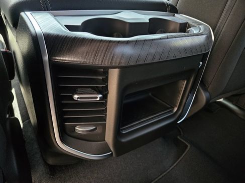 New 2026 RAM 1500 Express AWD/4WD image 10