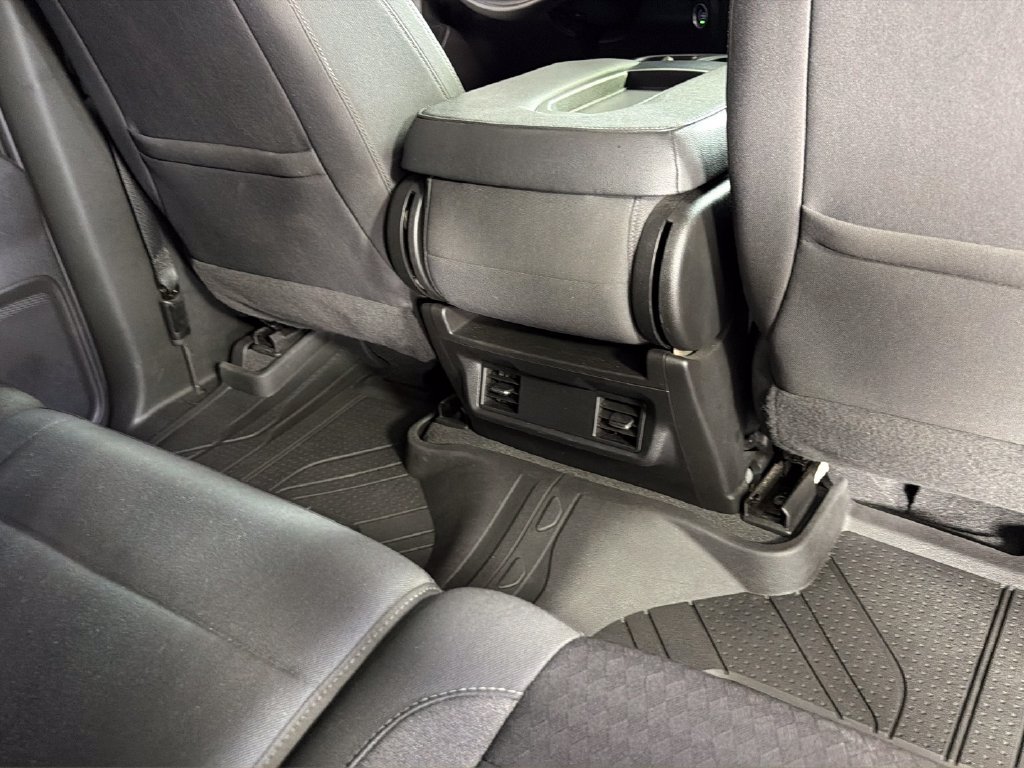 Used 2022 Chevrolet Silverado 1500 Custom RWD image 30