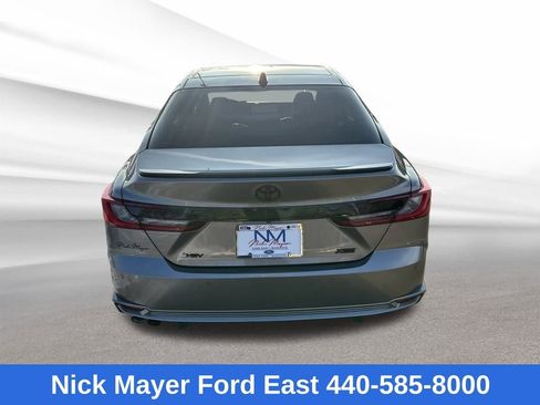 Used 2025 Toyota Camry XSE image 6