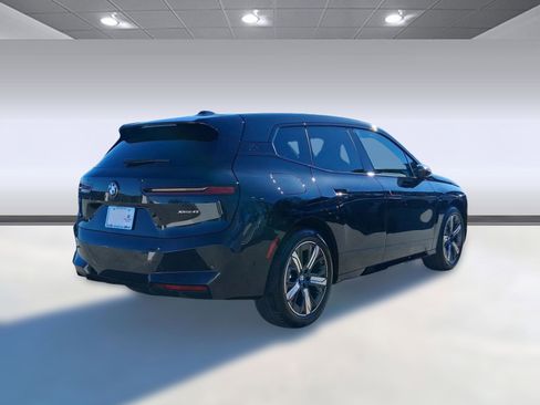New 2026 BMW iX xDrive45 w/ Premium Package image 6