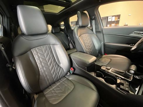 Used 2024 Kia Sportage X-Line w/ X-Line Premium Package AWD/4WD image 21