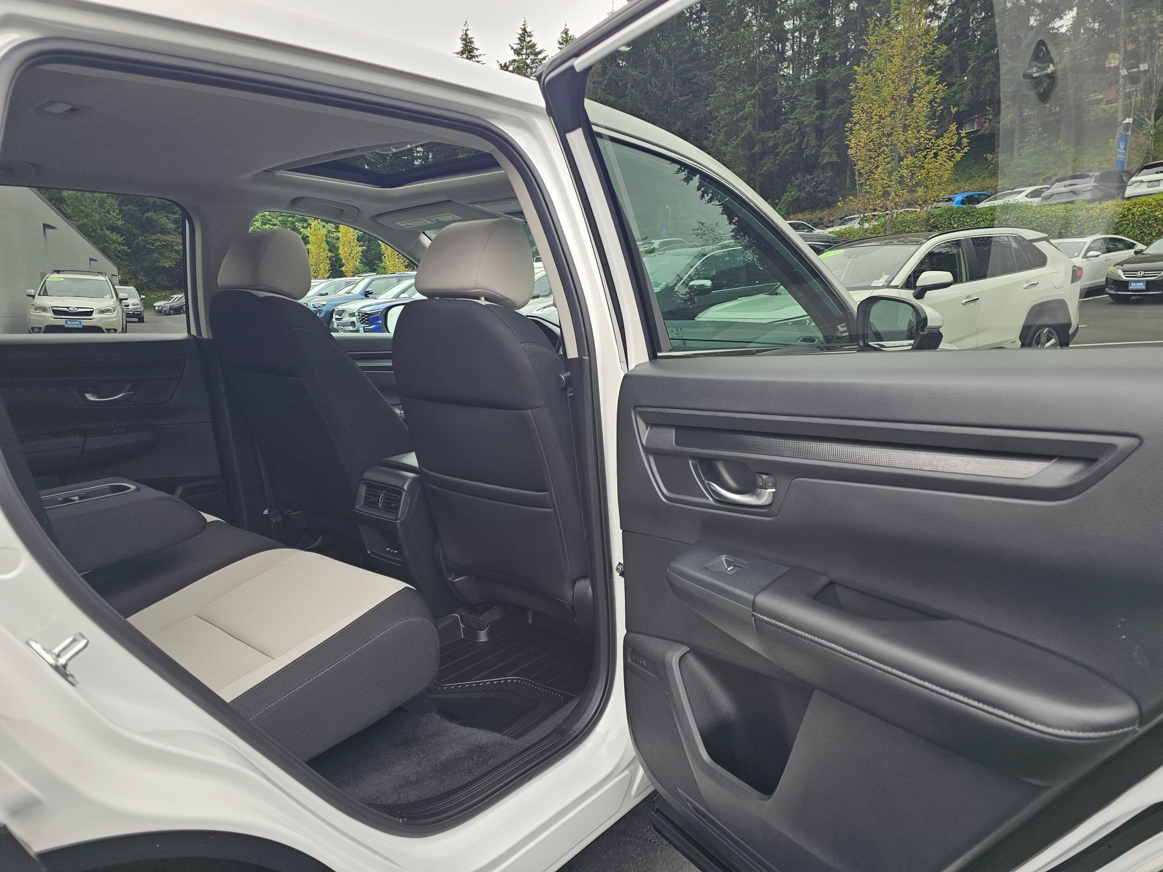 Certified 2025 Honda CR-V EX image 15