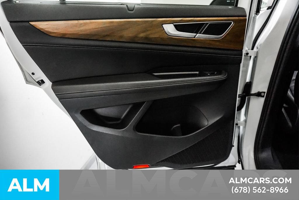 Used 2025 Volkswagen Atlas SE FWD image 49
