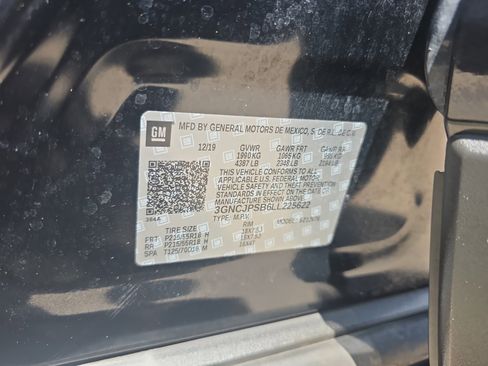 Used 2020 Chevrolet Trax LT w/ Redline Edition image 25