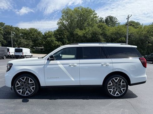 New 2027 Ford Expedition Platinum w/ Platinum Ultimate Package AWD/4WD image 5