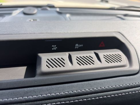 New 2025 Ford Bronco Outer Banks AWD/4WD image 21