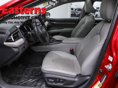 Used 2023 Toyota Camry SE w/ Cold Weather Package image 14