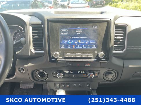 Used 2023 Nissan Frontier SV w/ SV Convenience Package AWD/4WD image 16