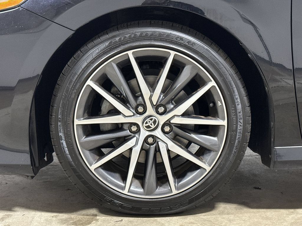 Used 2023 Toyota Camry XLE FWD image 27